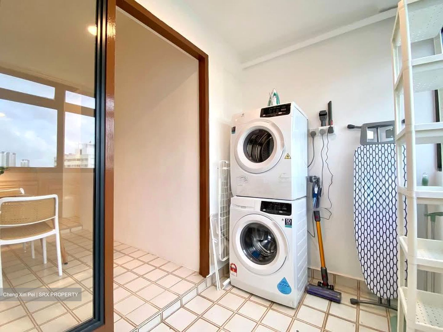 Pine Grove (D21), Condominium #562083841